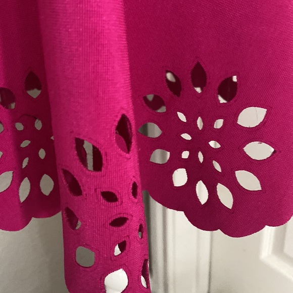 Eyelet getaway dress - Picture 4 of 4